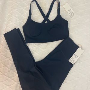 OYSHO Sport Workout set - Leggings and Bra Size: Medium